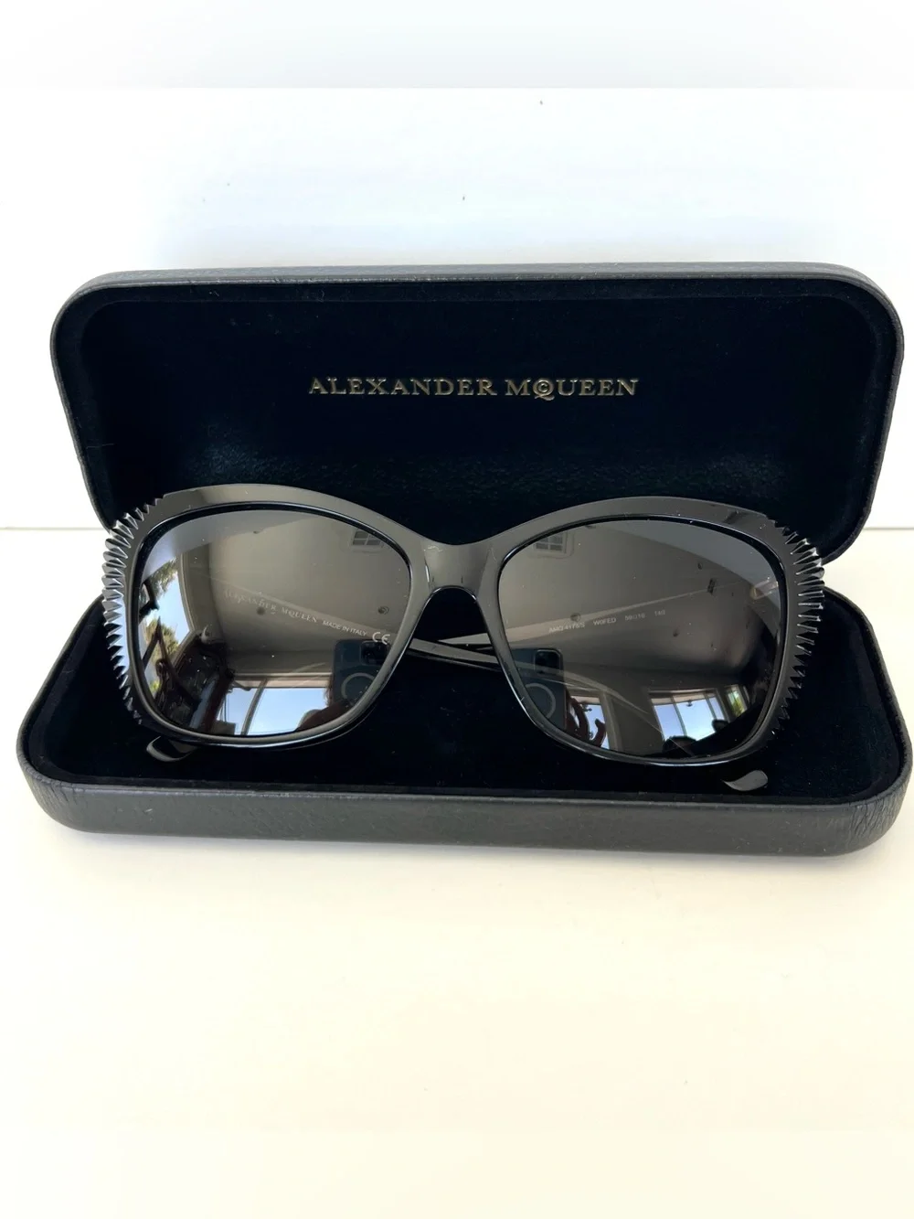 ALEXANDER MCQUEEN AMQ 4178/S Cat Eye Brown Gradient Lense Black Frame Sunglasses